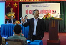 Đồng chí Lê Văn Tuấn - Tổng Giám đốc Tổng Công ty lắp máy Việt Nam phát biểu chỉ đạo hội nghị